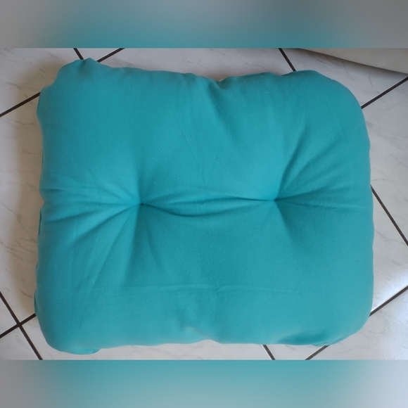 Dog bed x large new 32x27 x5 - Picture 4 of 4